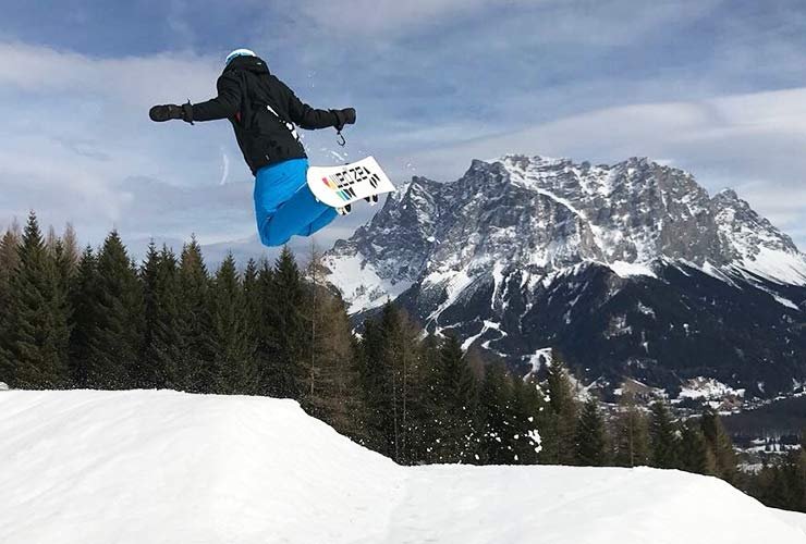 snowboarden ski-coach in de skilift